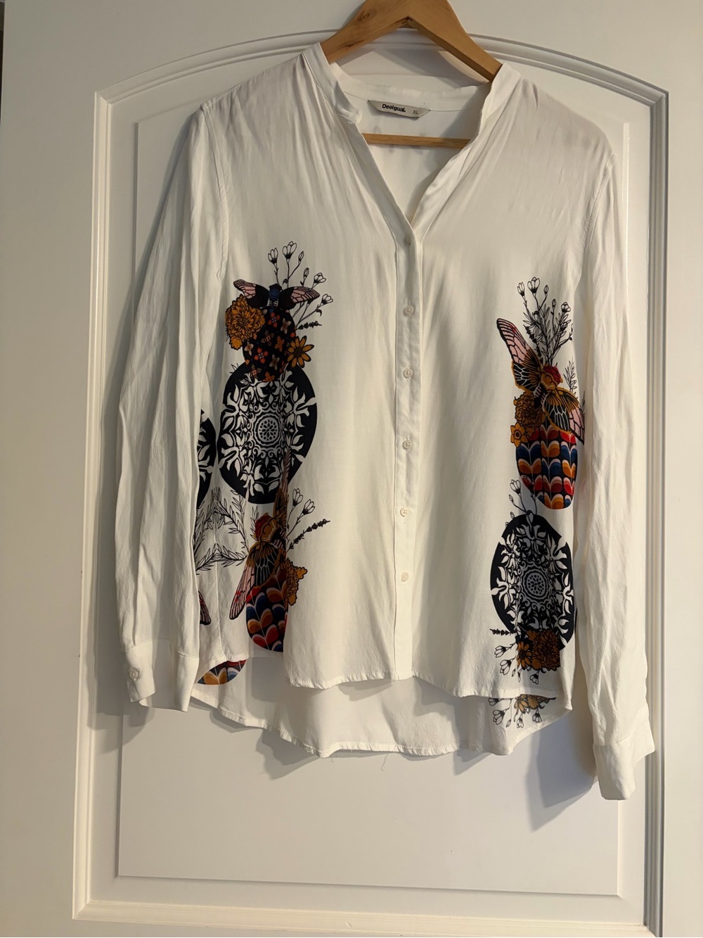 Desigual White Button-Front Blouse with Floral & Mandala Motifs Size XL